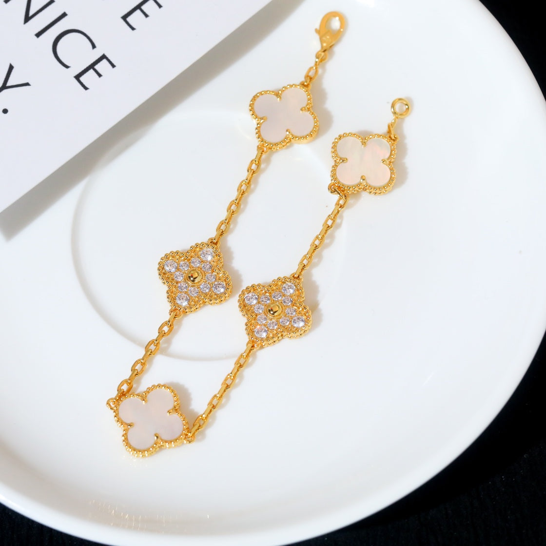 Van Cleef & Arpels CLOVER BRACELET 5 MOTIF WHITE MOP DIAMOND