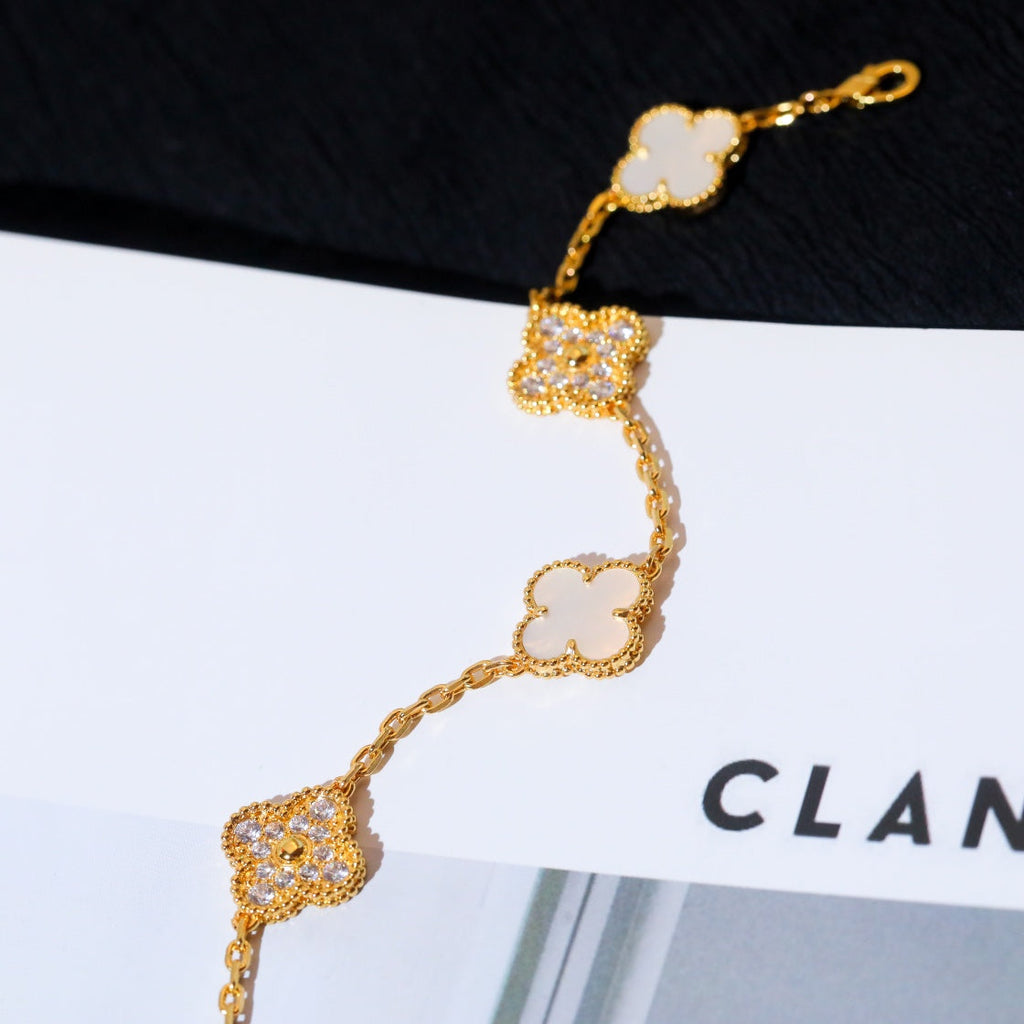 Van Cleef & Arpels CLOVER BRACELET 5 MOTIF WHITE MOP DIAMOND