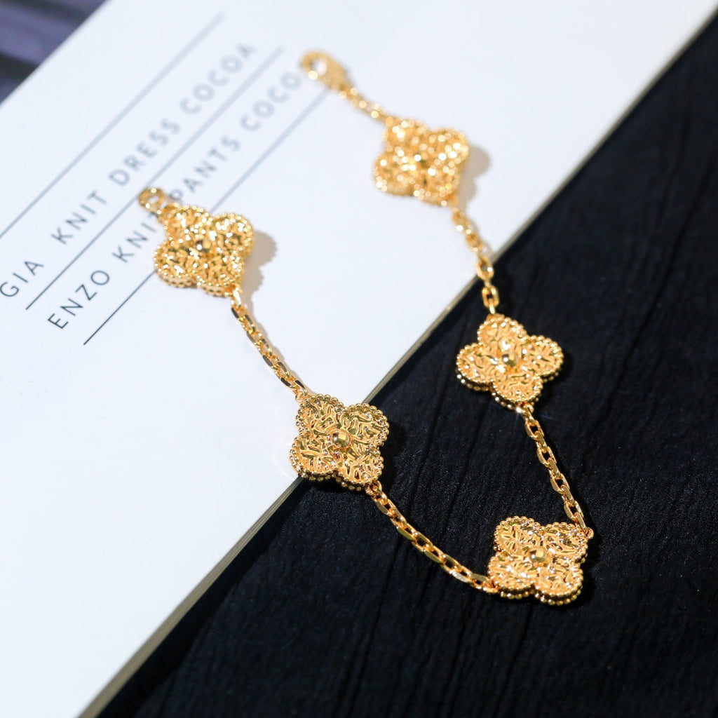 Van Cleef & Arpels CLOVER 5 MOTIFS GOLD DIAMOND BRACELET