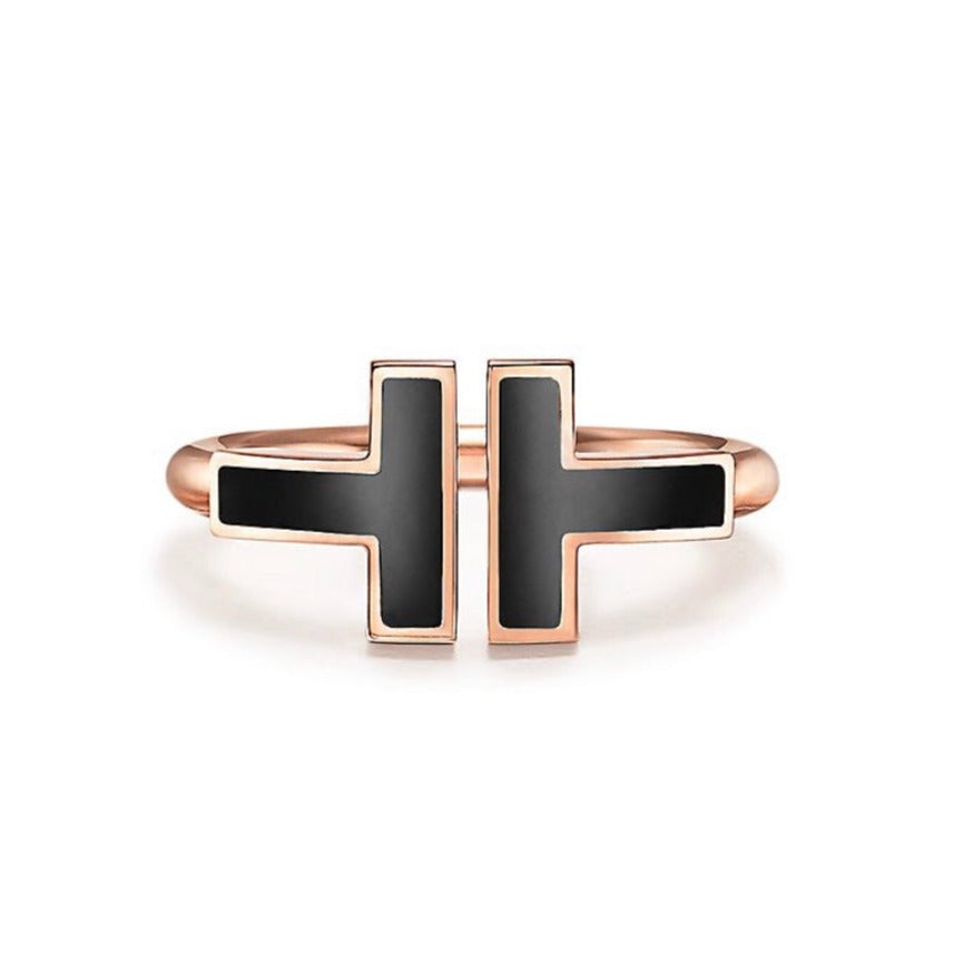 TIFFANY T SMALL ONYX PINK GOLD RING