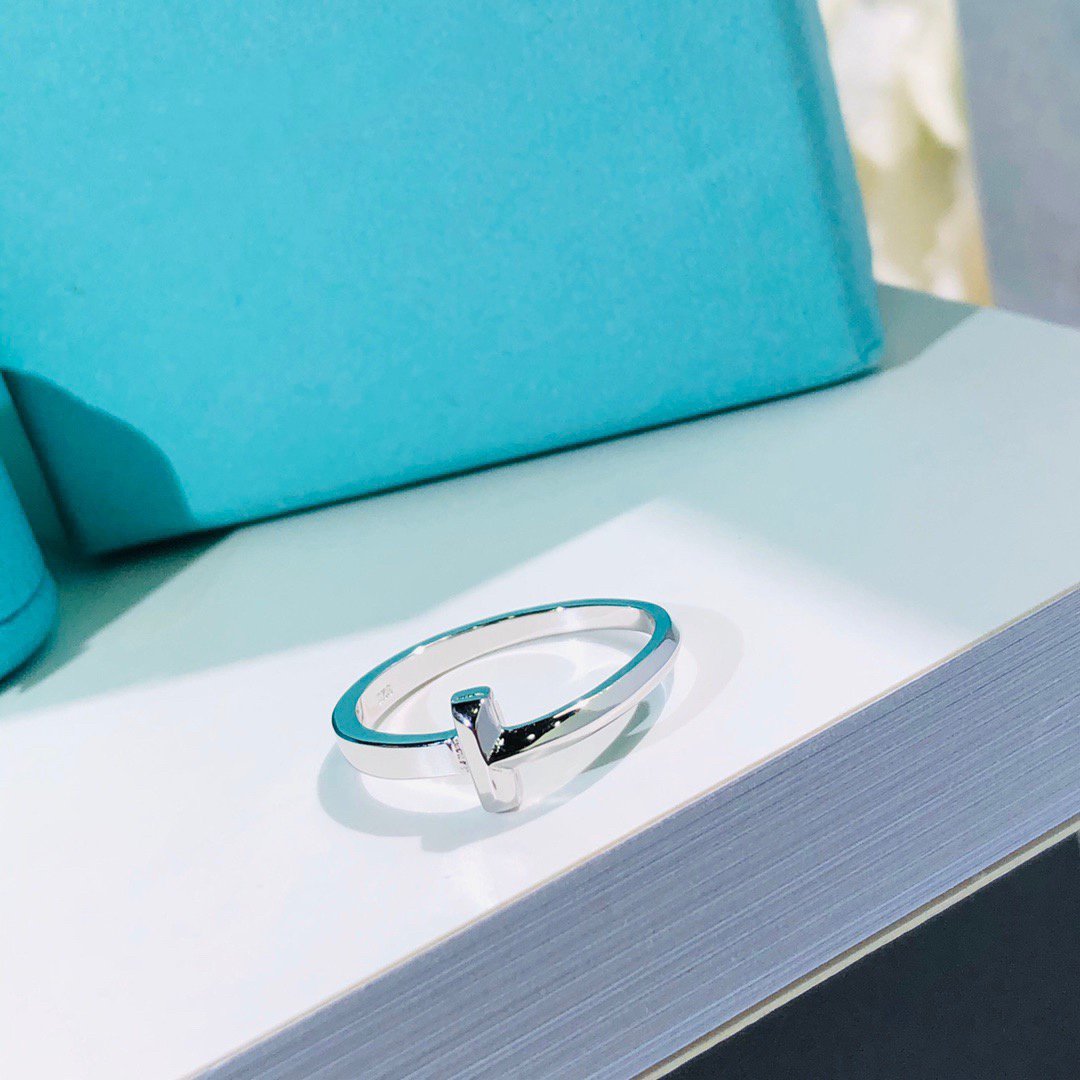 TIFFANY T1 SMALL RING