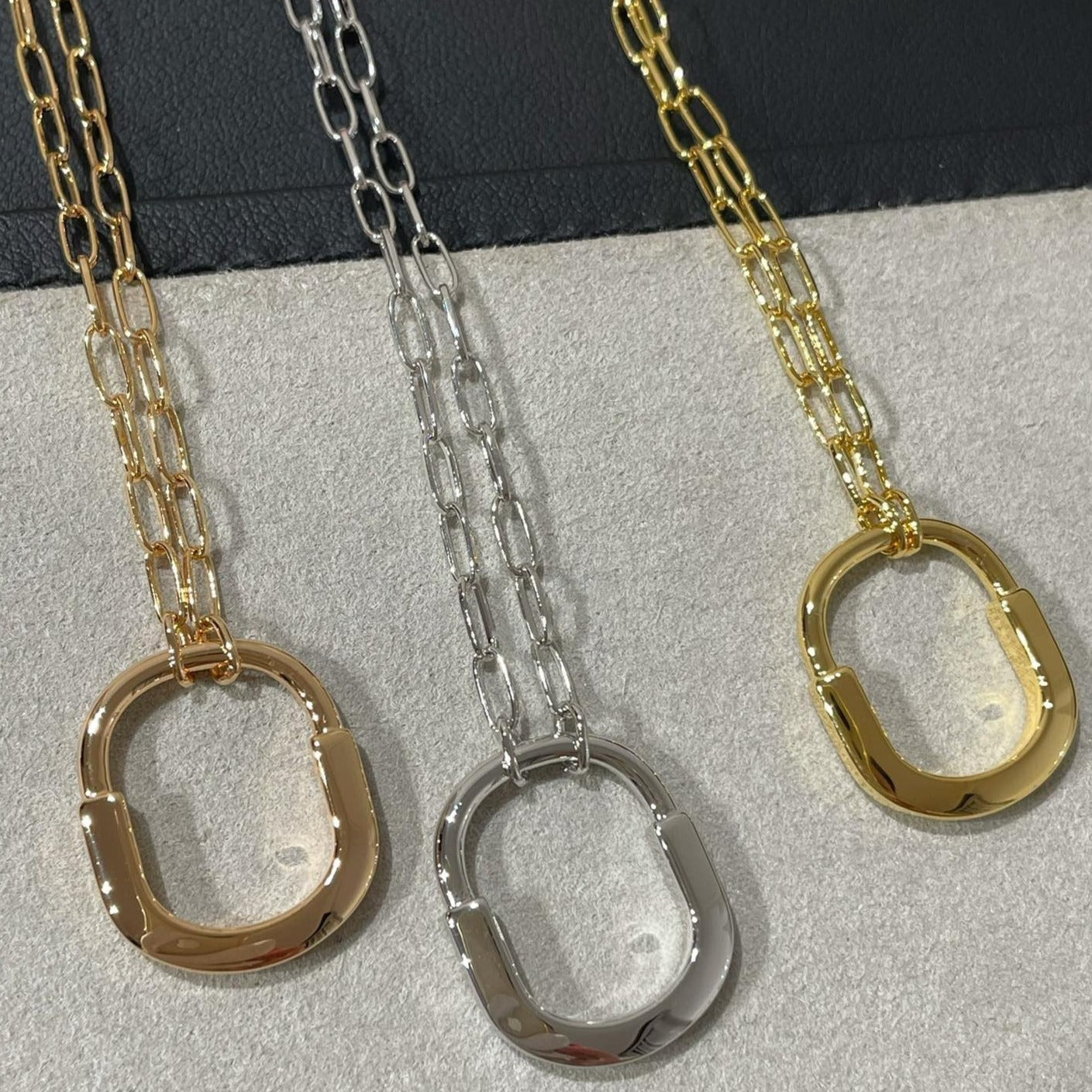 TIFFANY LOCK MEDIUM PENDANT DIAMOND NECKLACE