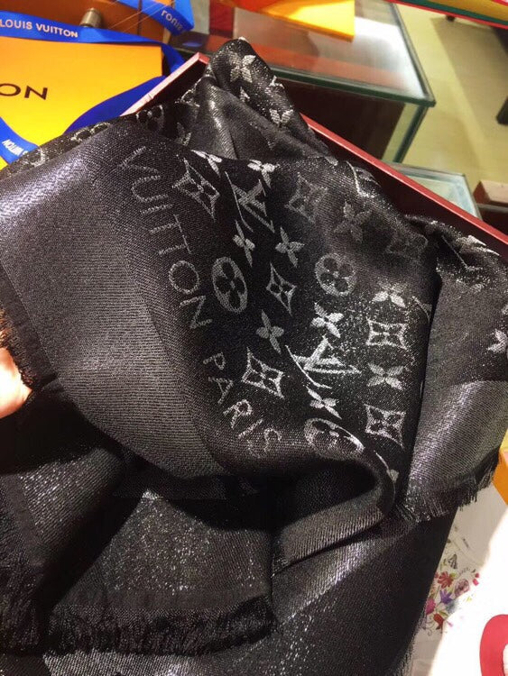 LOUIS VUITTON LV SCARF 140 CM IN WOOL MIX SILK 693003
