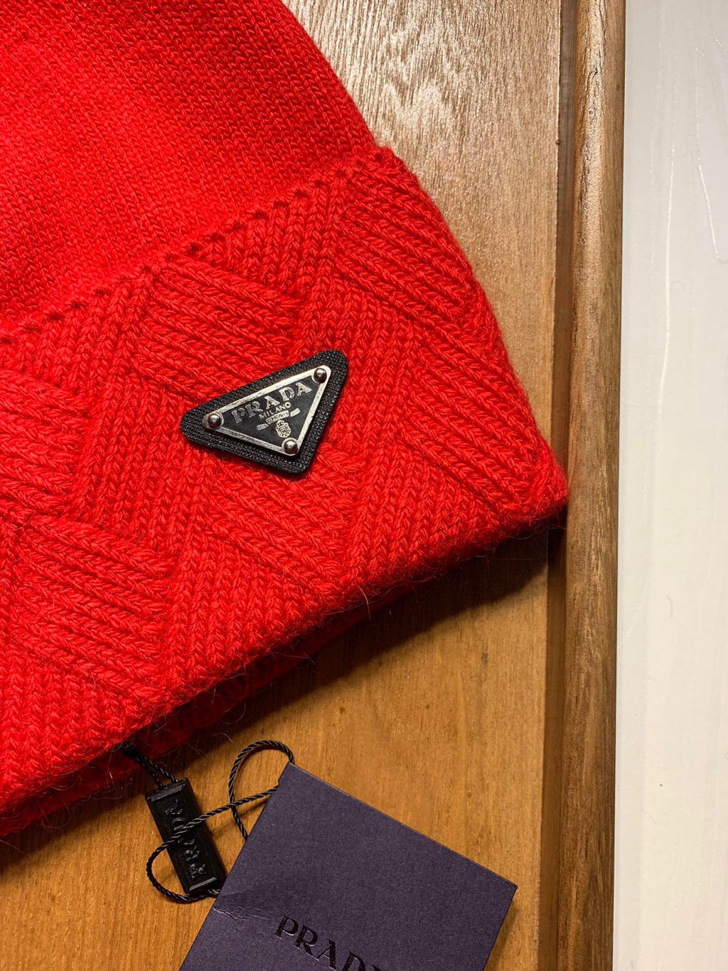 PRADA BEANIE HAT IN CHERRY RED WOOL AND RABBIT FUR 361436