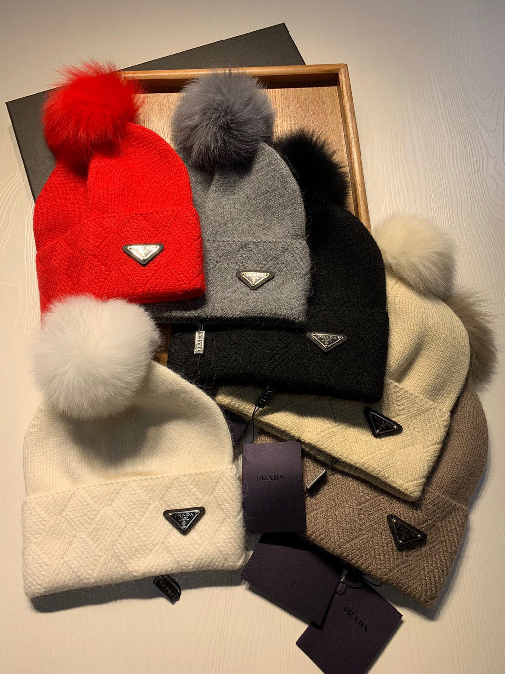 PRADA BEANIE HAT IN CAMEL BROWN WOOL AND RABBIT FUR 361437