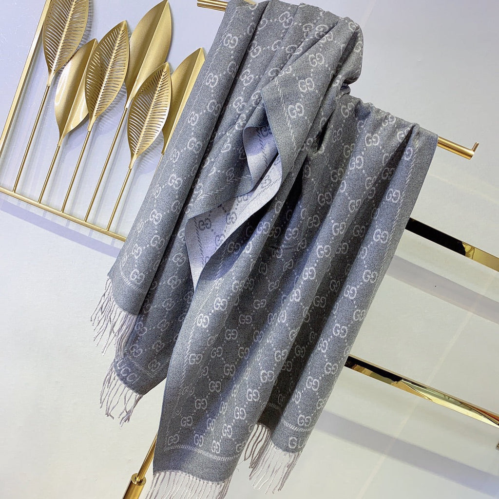 GUCCI JACQUARD PATTERN KNIT SCARF 180 CM IN COOL GRAY WOOL 402421