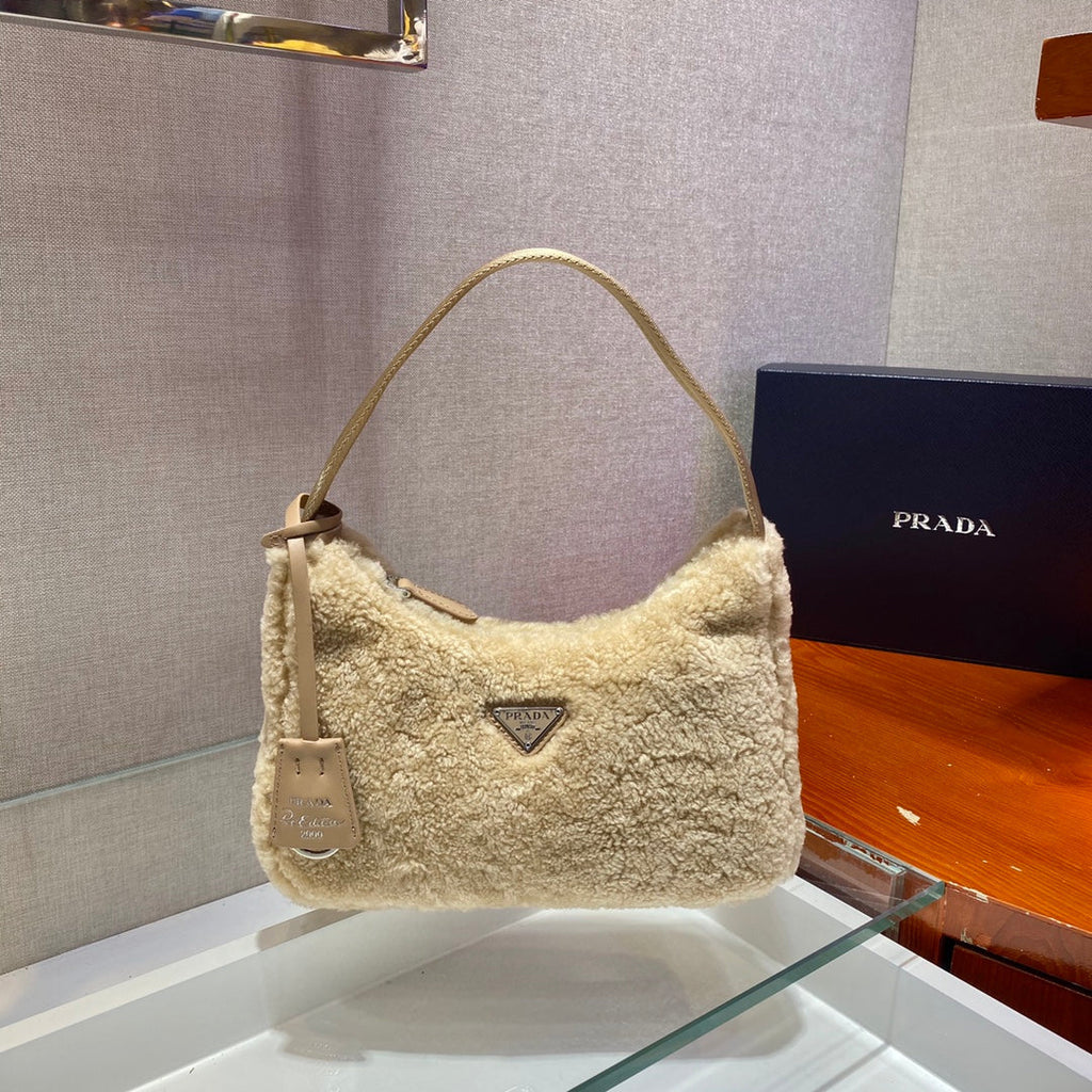 PRADA HOBO BAG 23 IN BEIGE SHEARLING