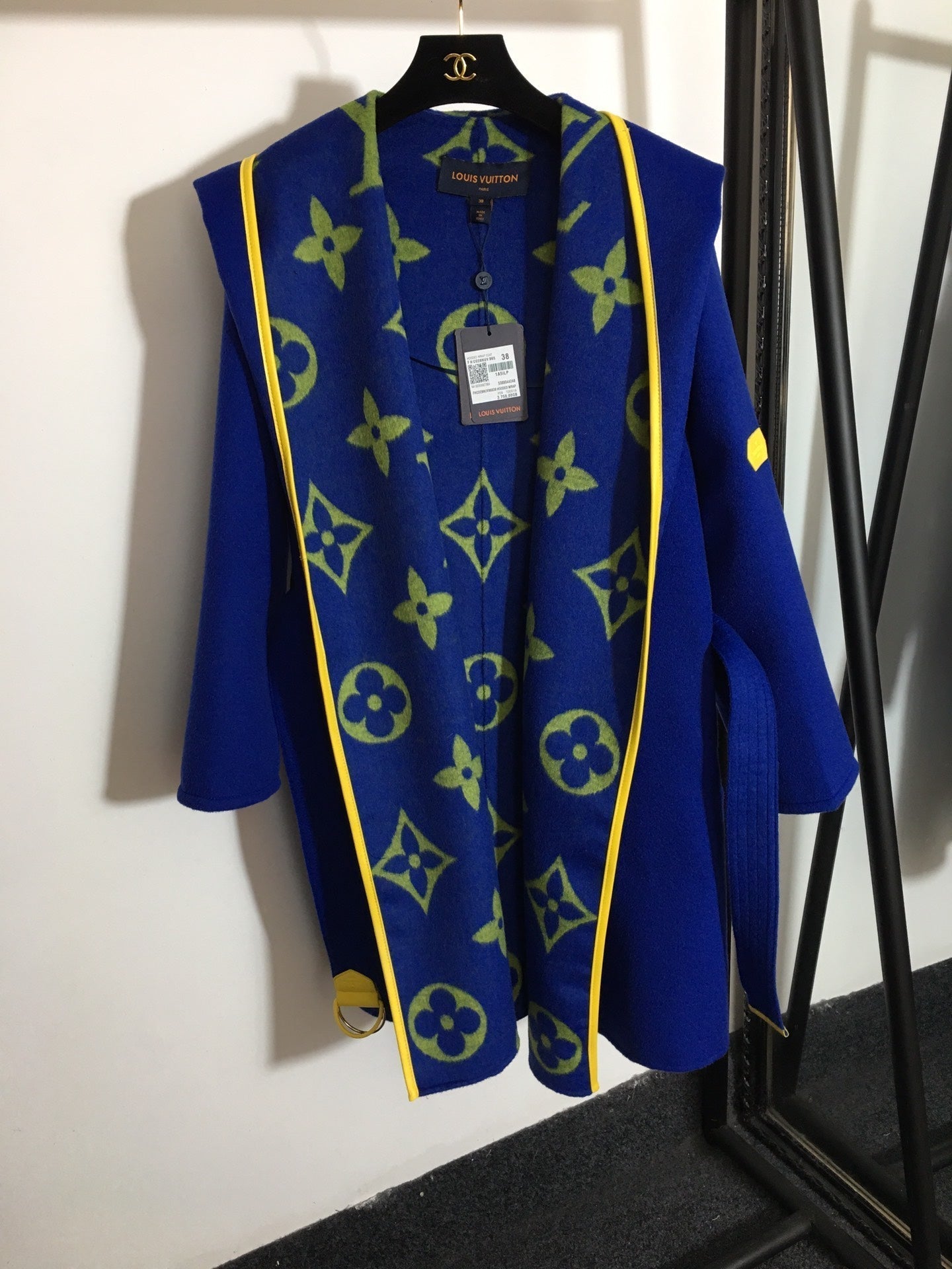 LOUIS VUITTON LV 25S BELTED WOOL COAT 0142
