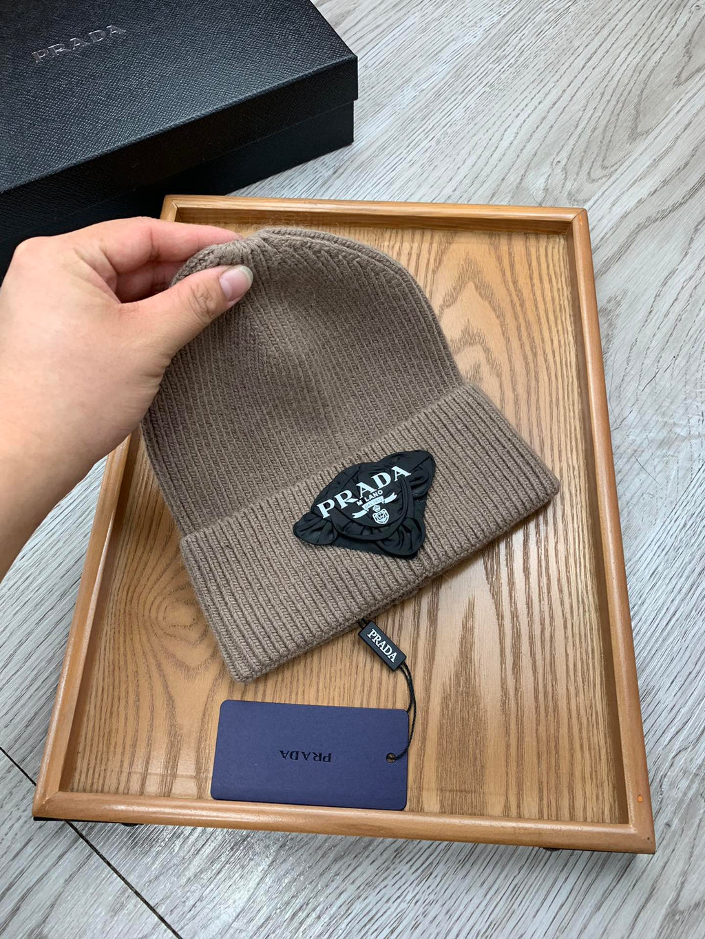 PRADA BEANIE HAT IN MEDIUM BROWN WOOL 431354
