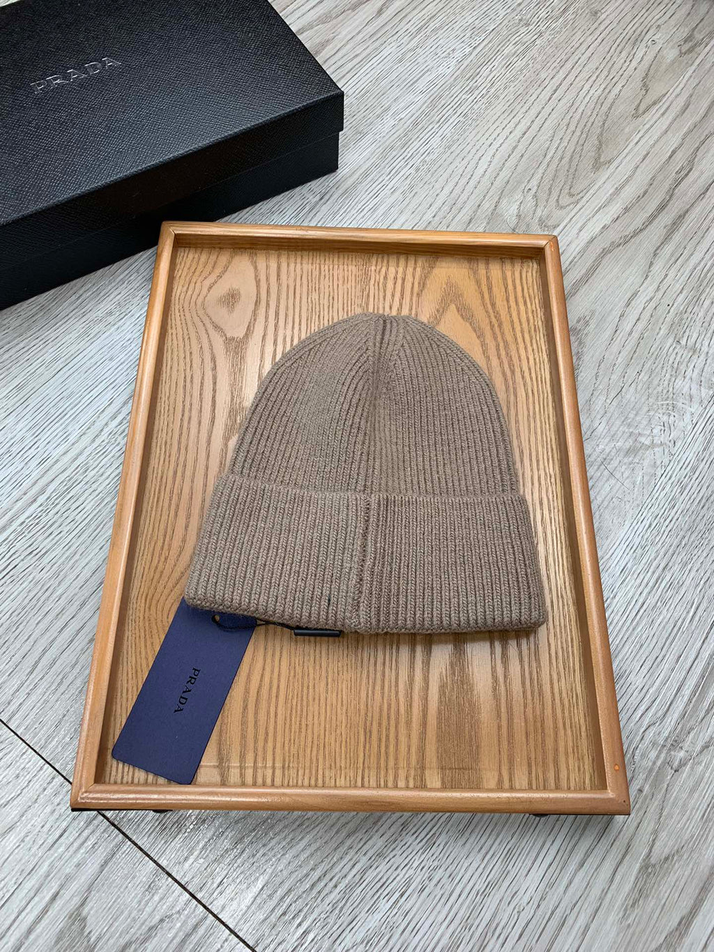 PRADA BEANIE HAT IN MEDIUM BROWN WOOL 431354