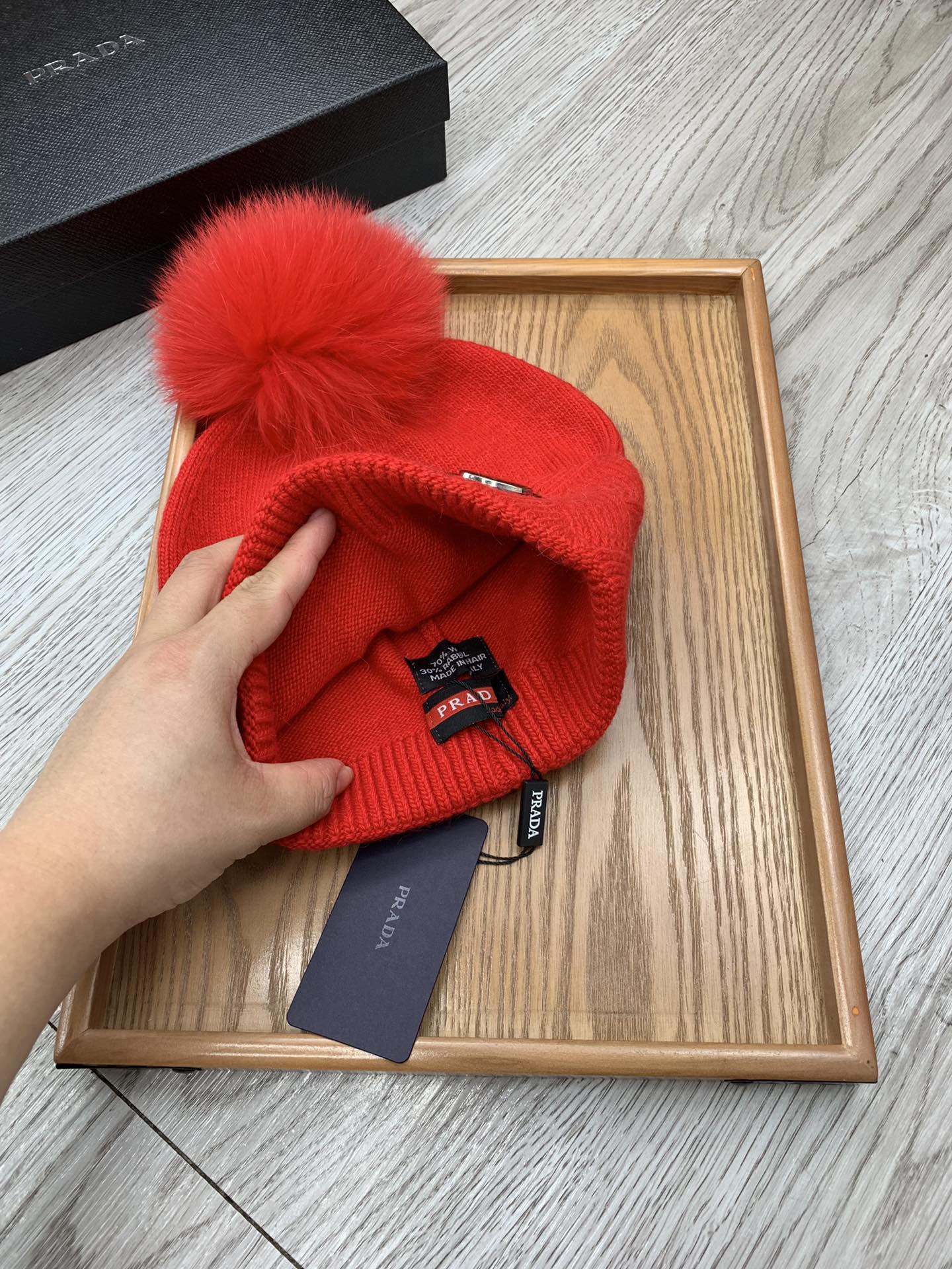 PRADA BEANIE HAT IN CHERRY RED WOOL AND RABBIT FUR 346718