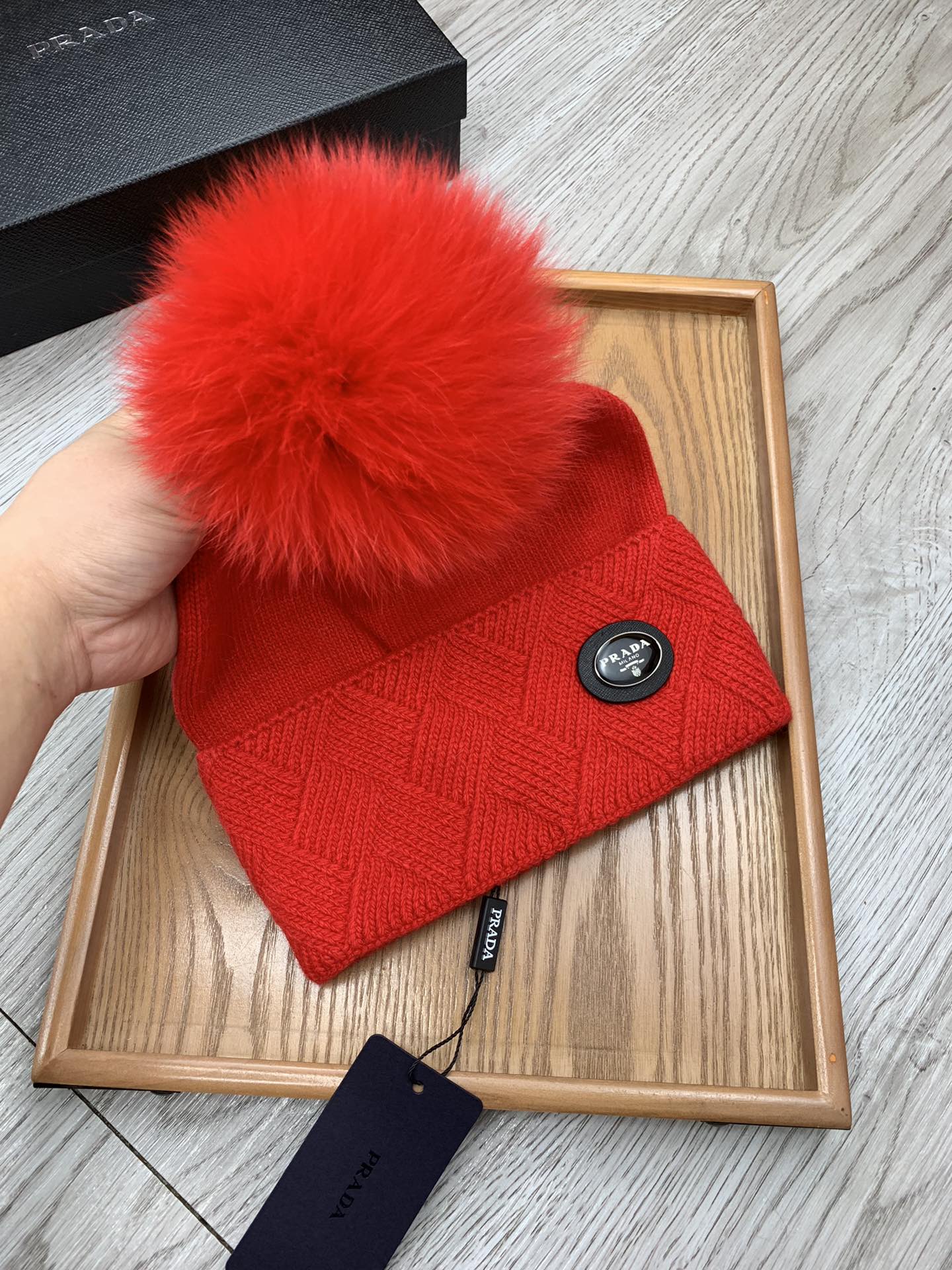 PRADA BEANIE HAT IN CHERRY RED WOOL AND RABBIT FUR 346718