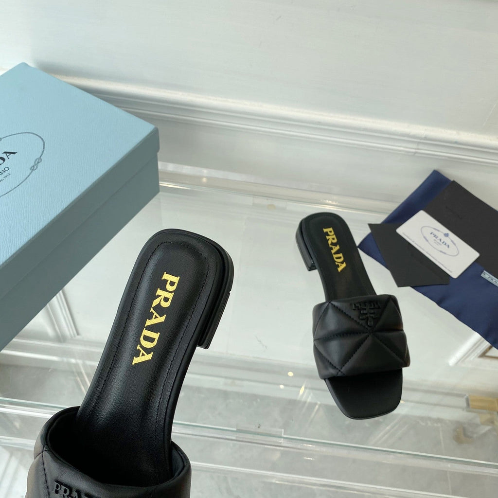 PRADA Pra Slide 25 Quilted Black leather