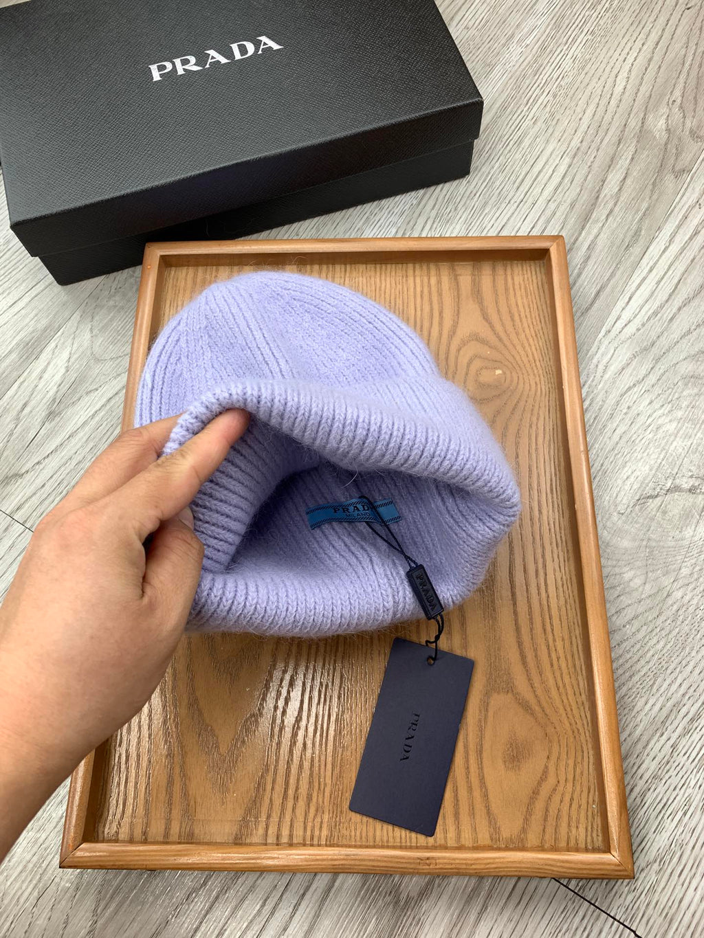 PRADA BEANIE HAT IN PASTEL PURPLE WOOL 108749