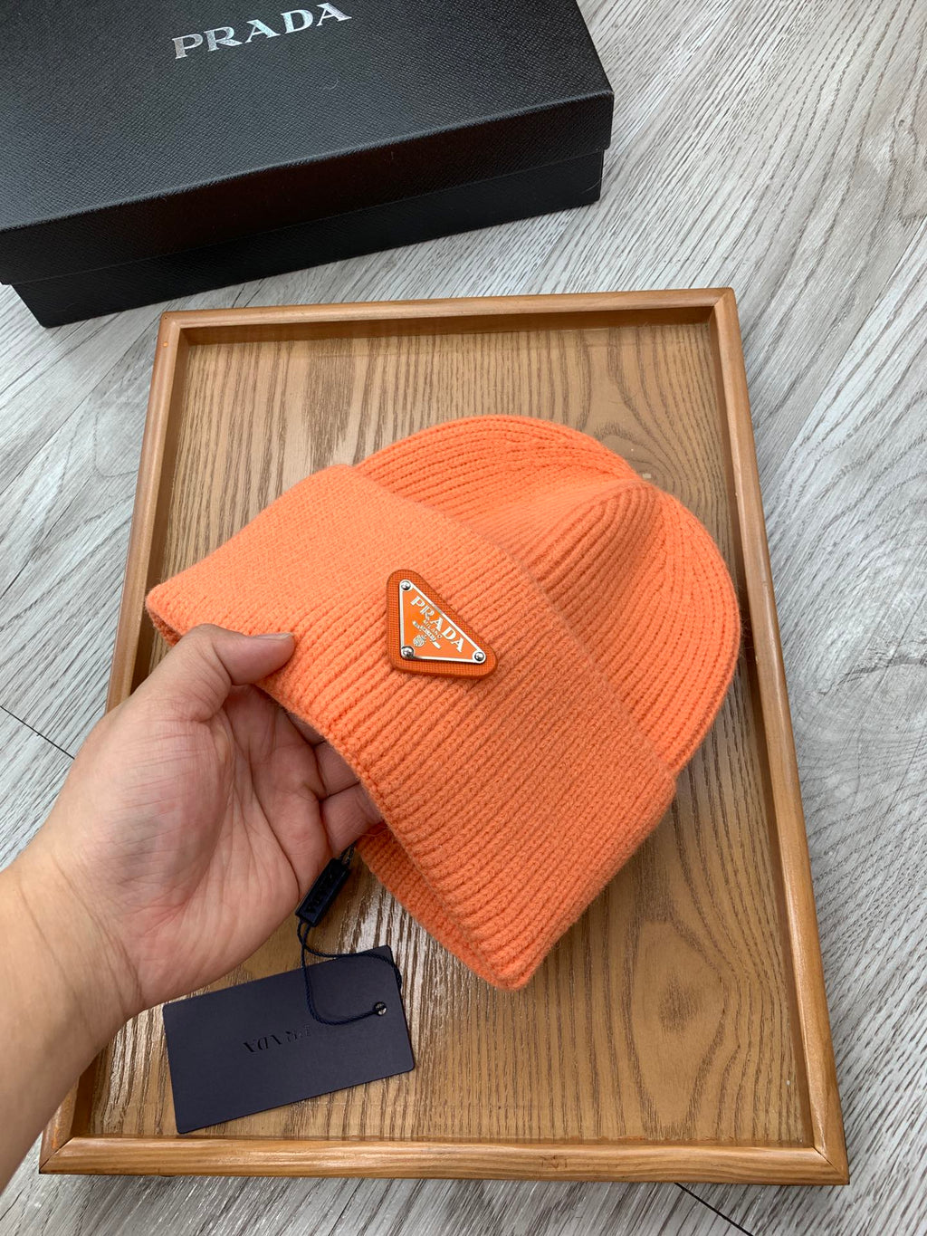 PRADA BEANIIE HAT IN CARROT ORANGE WOOL 335036