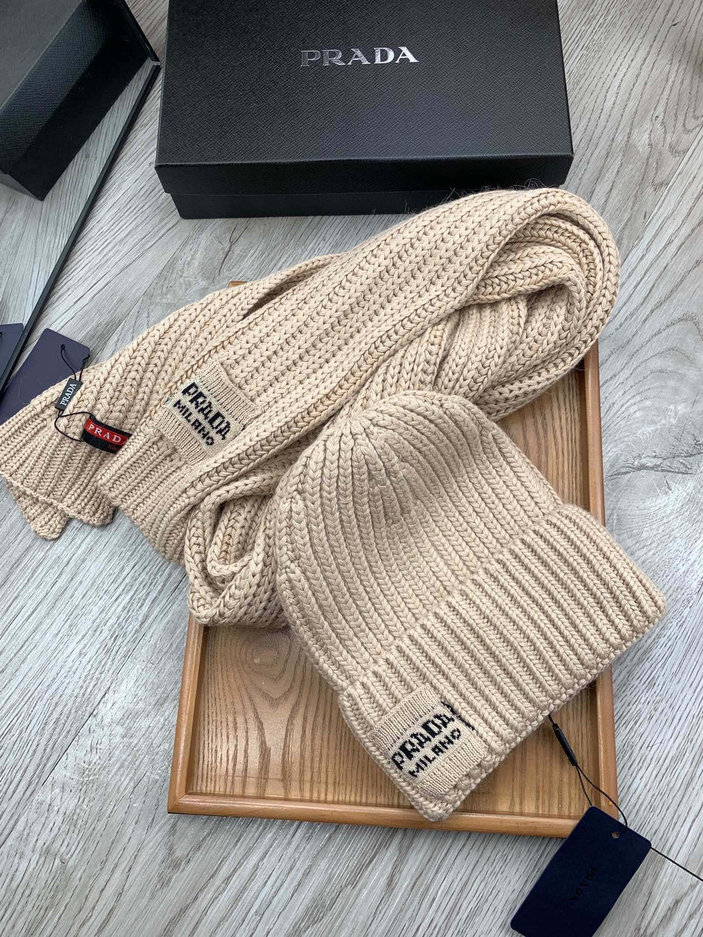 PRADA SET SCARF AND HAT IN SAND BROWN WOOL AND RABBIT FUR 388990