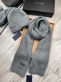 PRADA SET SCARF AND HAT IN DOVE GRAY WOOL AND RABBIT FUR 388993