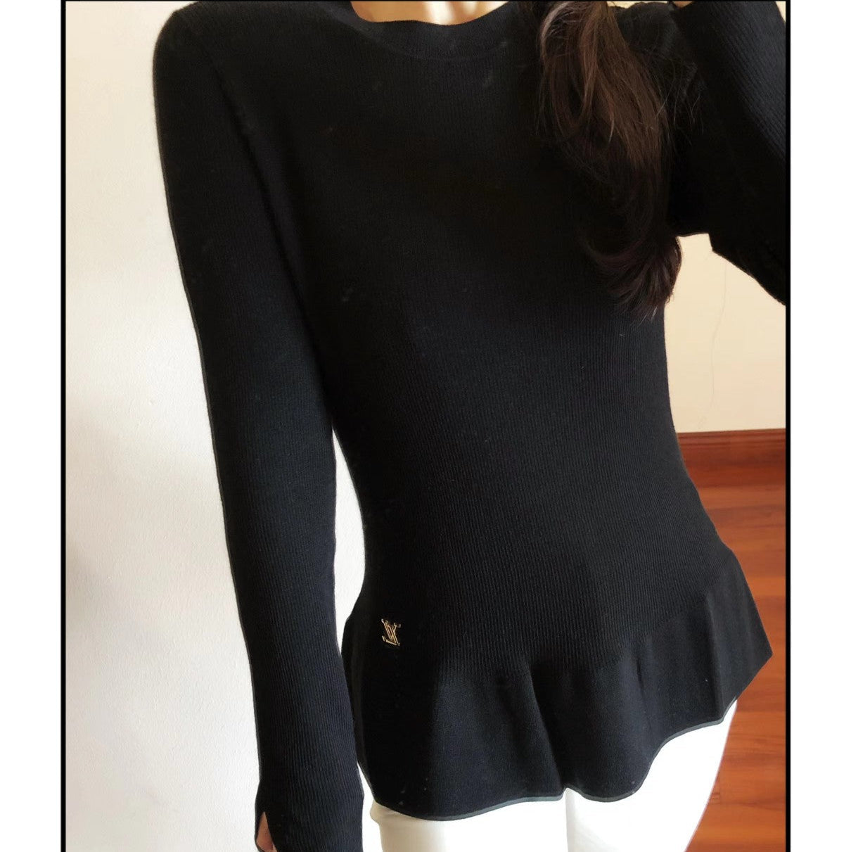 LOUIS VUITTON LV 25S CREW NECK RUFFLE PULLOVER 0082