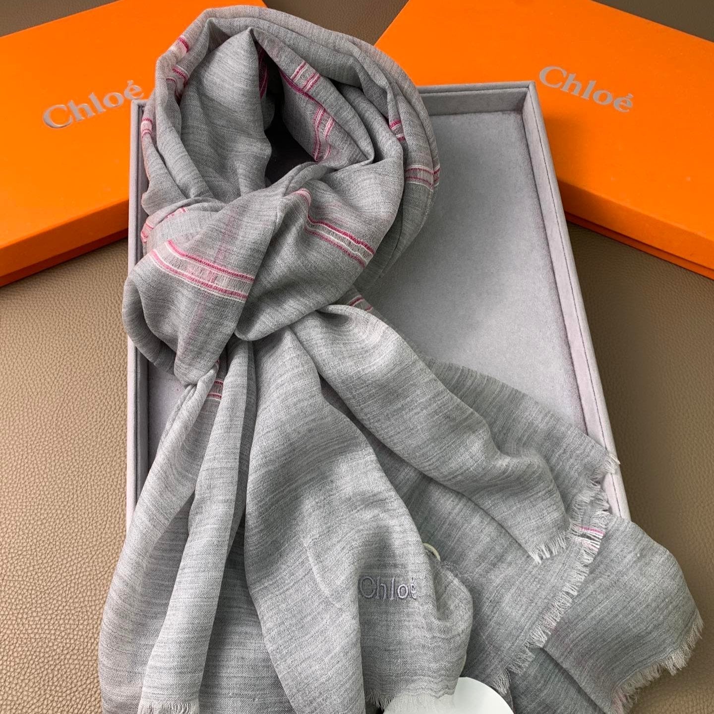 CHANEL SCARF 200 CM IN SMOKE GRAY CASHMERE 386537