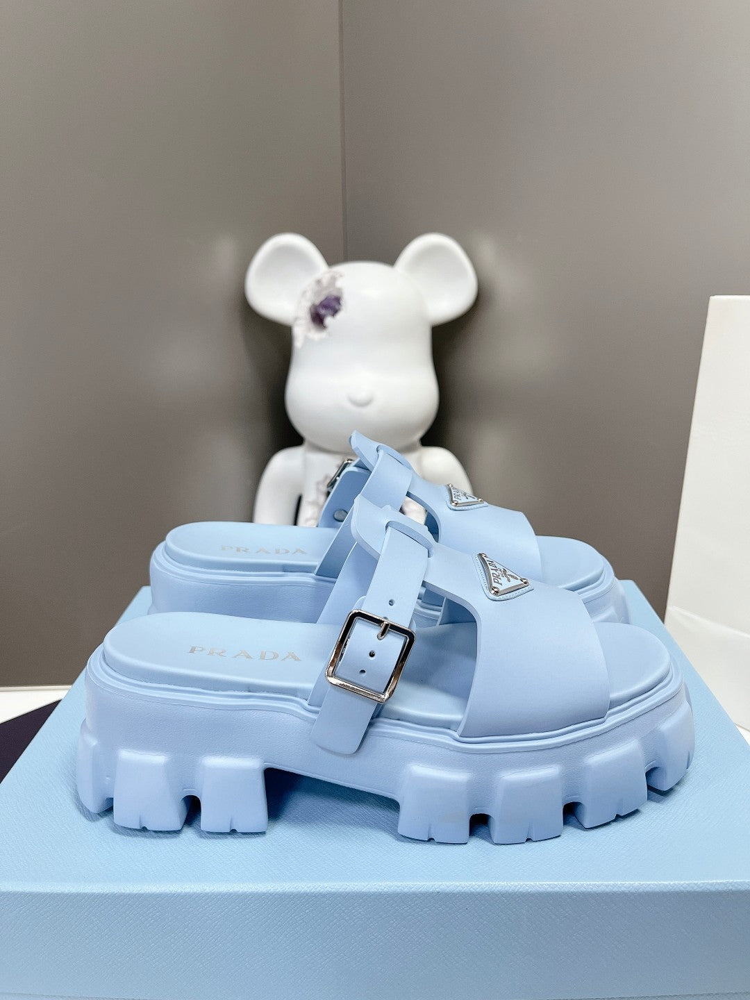 PRADA MONOLITH SLIPPER SANLS IN SKY BLUE RUBBER