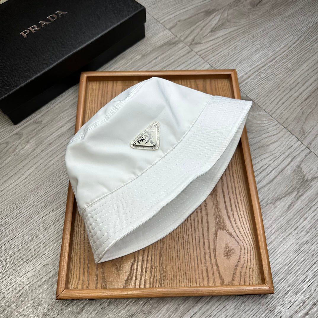 PRADA BUCKET HAT IN WHITE RE-NYLON 741389