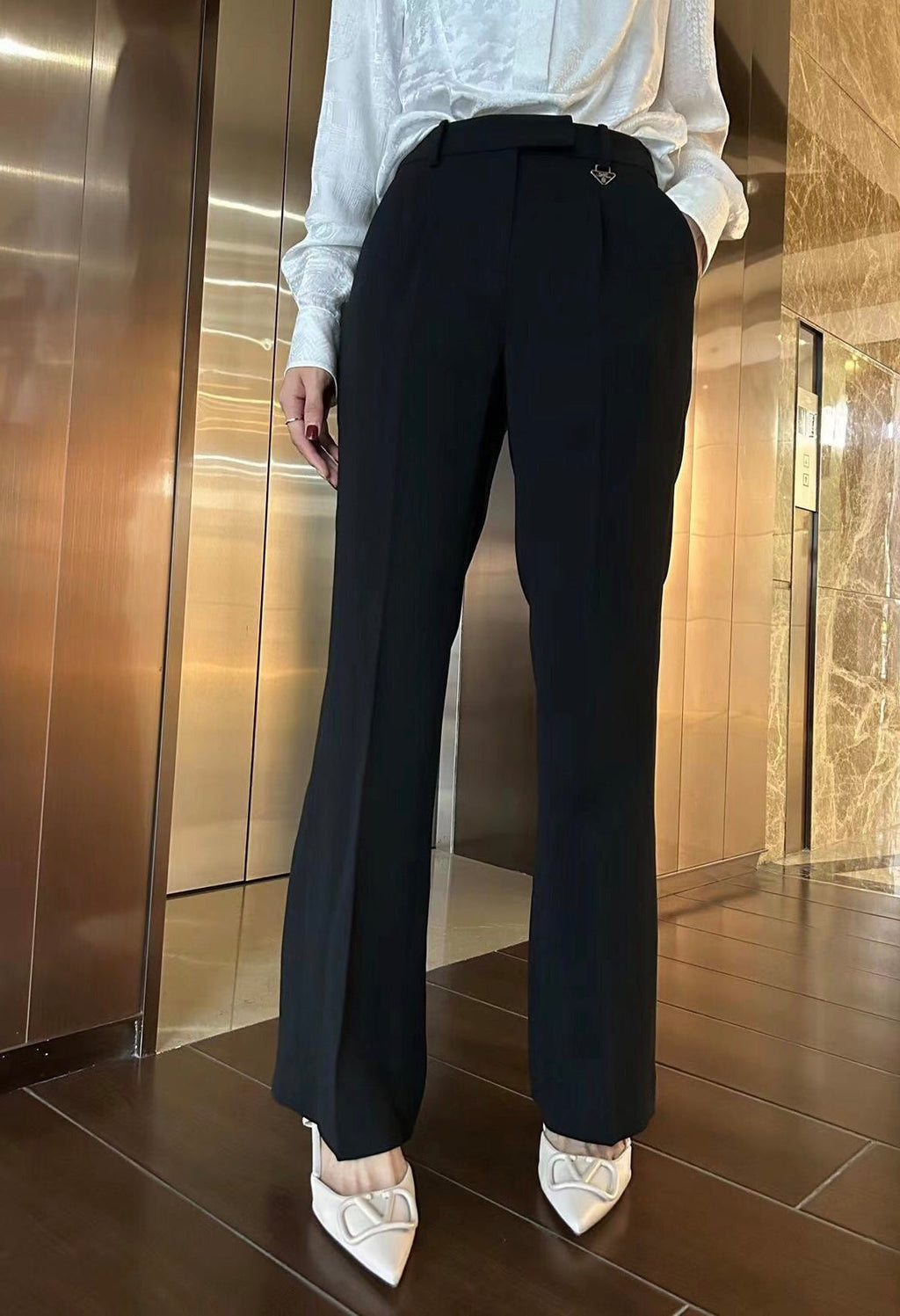 PRADA 25S HIGH-WAIST FLARED PANTS 242
