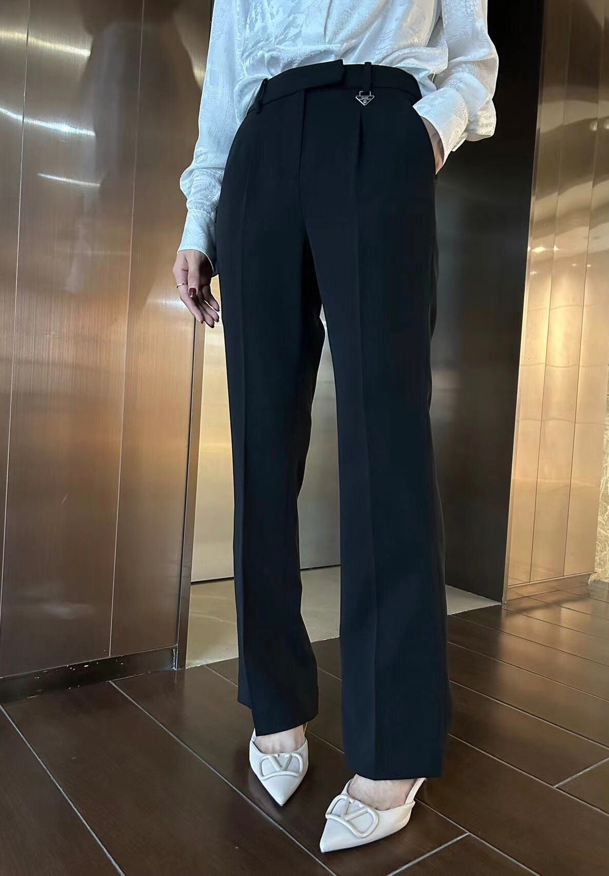 PRADA 25S HIGH-WAIST FLARED PANTS 242