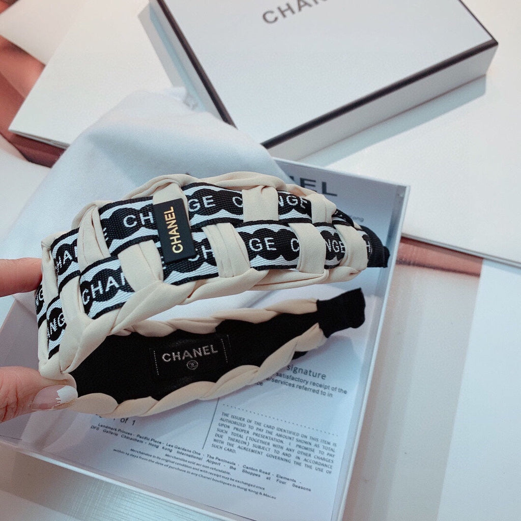 CHANEL WHITE MIX BLACK FABRIC HAIRBAND 832193