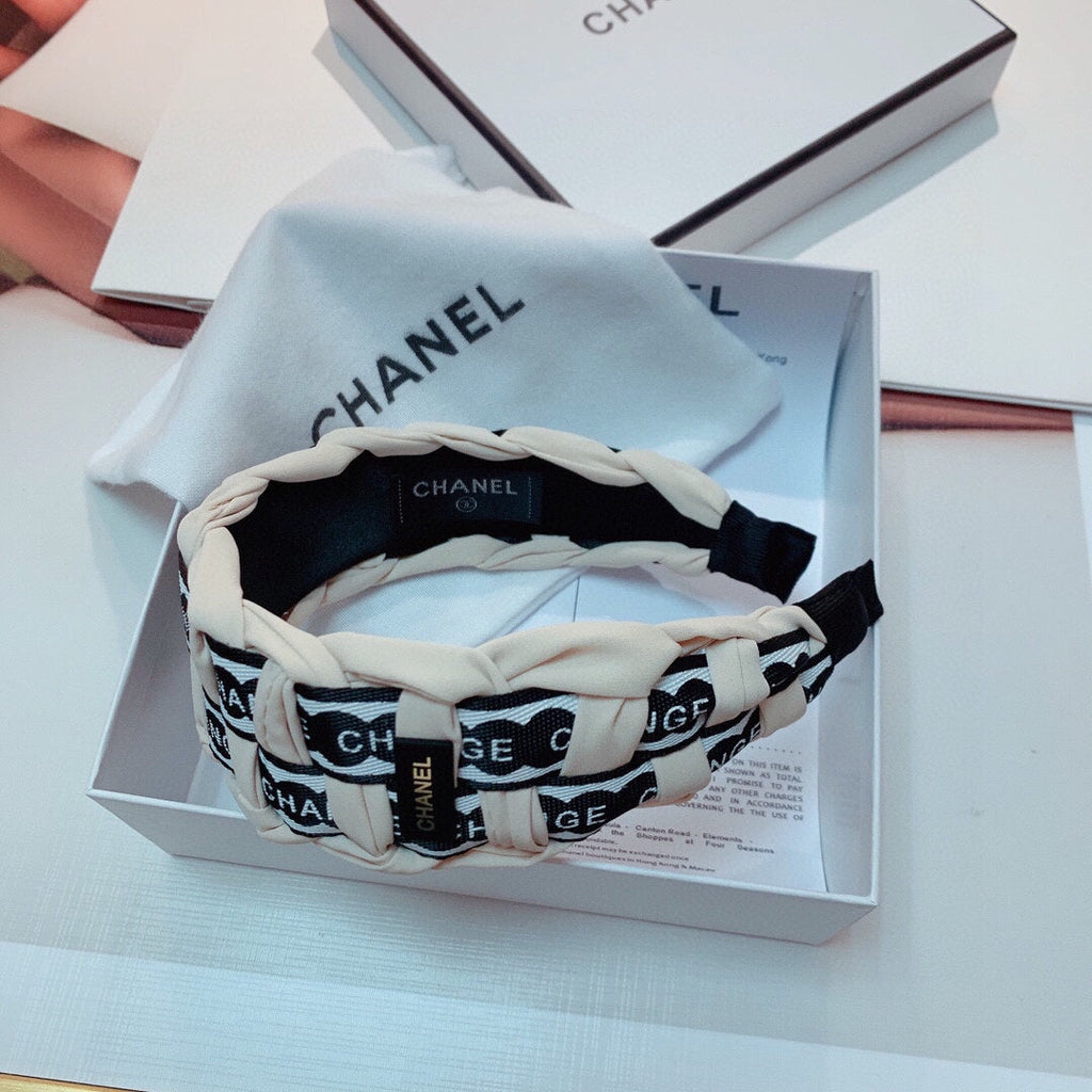 CHANEL WHITE MIX BLACK FABRIC HAIRBAND 832193