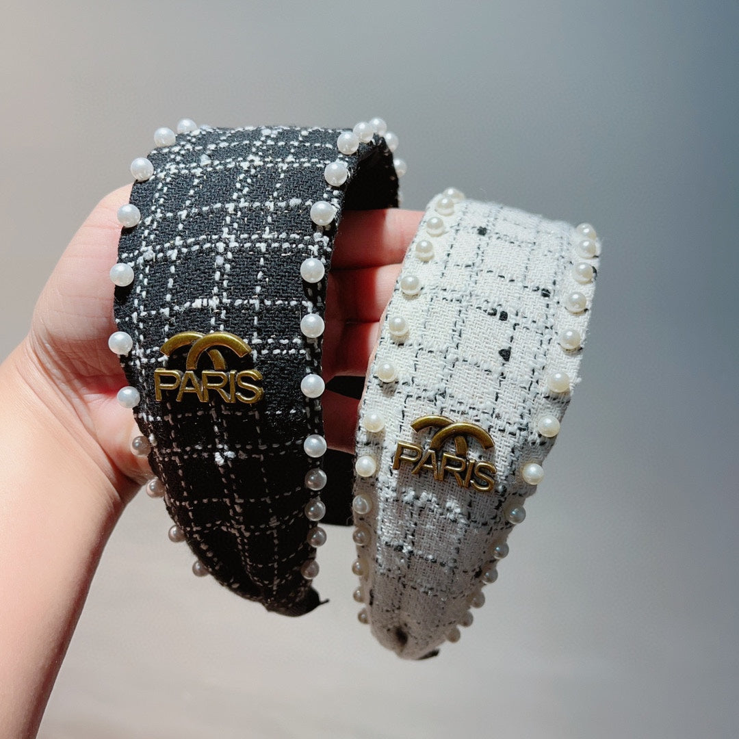 CHANEL WHITE TWEED HAIRBAND 875864