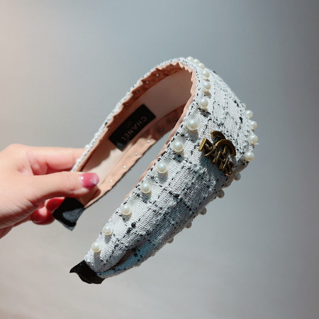 CHANEL WHITE TWEED HAIRBAND 875864