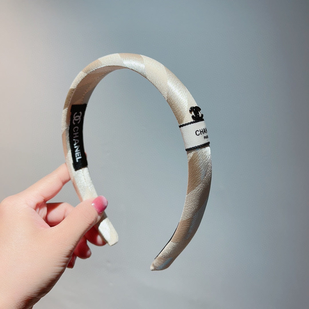 CHANEL TAN BEIGE SILK HAIRBAND 876967
