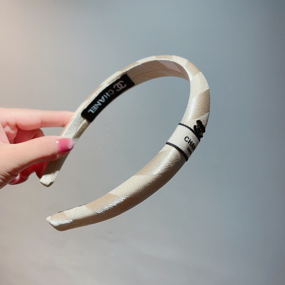 CHANEL TAN BEIGE SILK HAIRBAND 876967