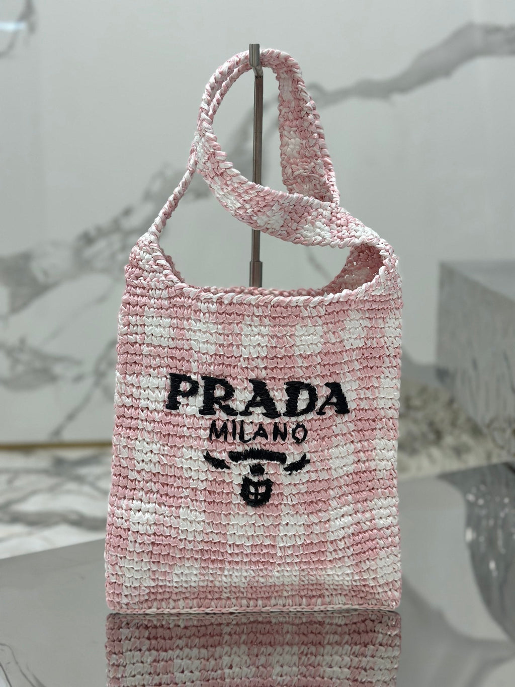 PRADA SMALL TOTE BAG 29 IN PINK MIX WHITE AND BLACK WOVEN RAFFIA