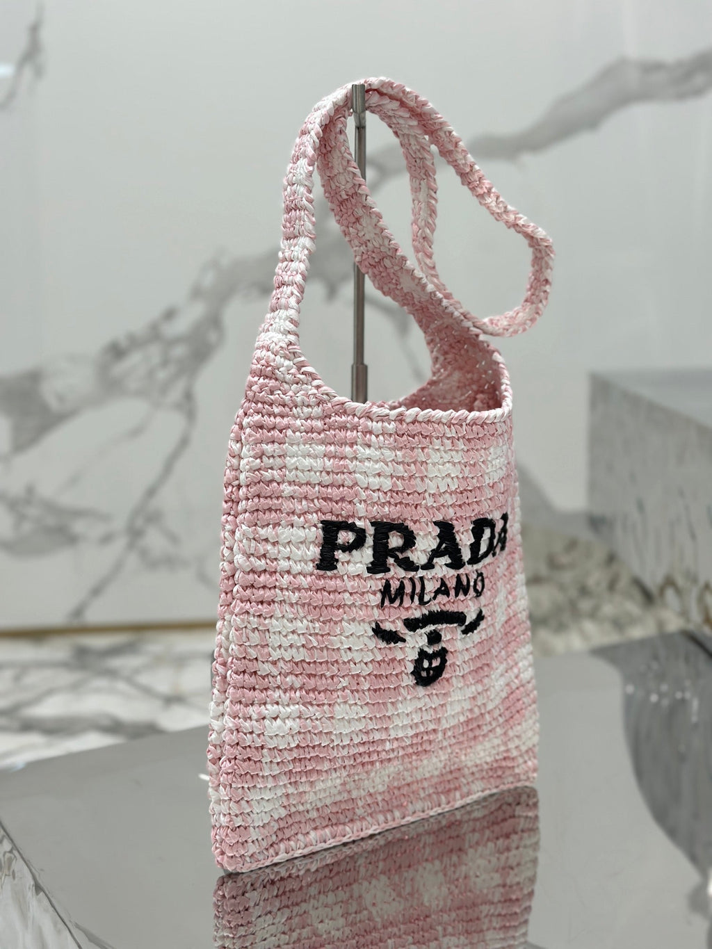 PRADA SMALL TOTE BAG 29 IN PINK MIX WHITE AND BLACK WOVEN RAFFIA