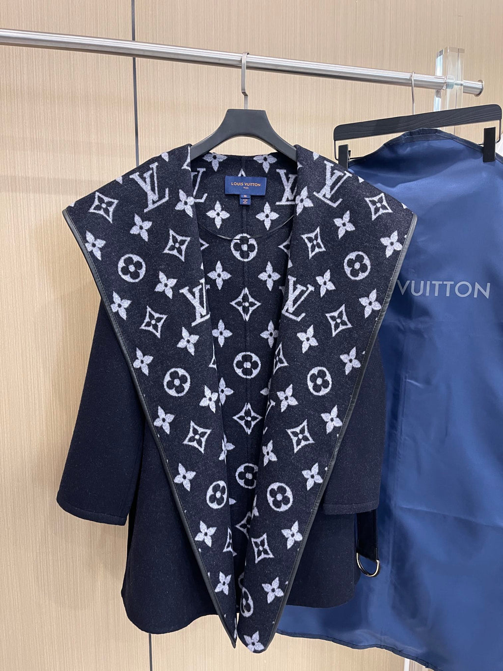 LOUIS VUITTON LV 25S HOODED JACKET 0018