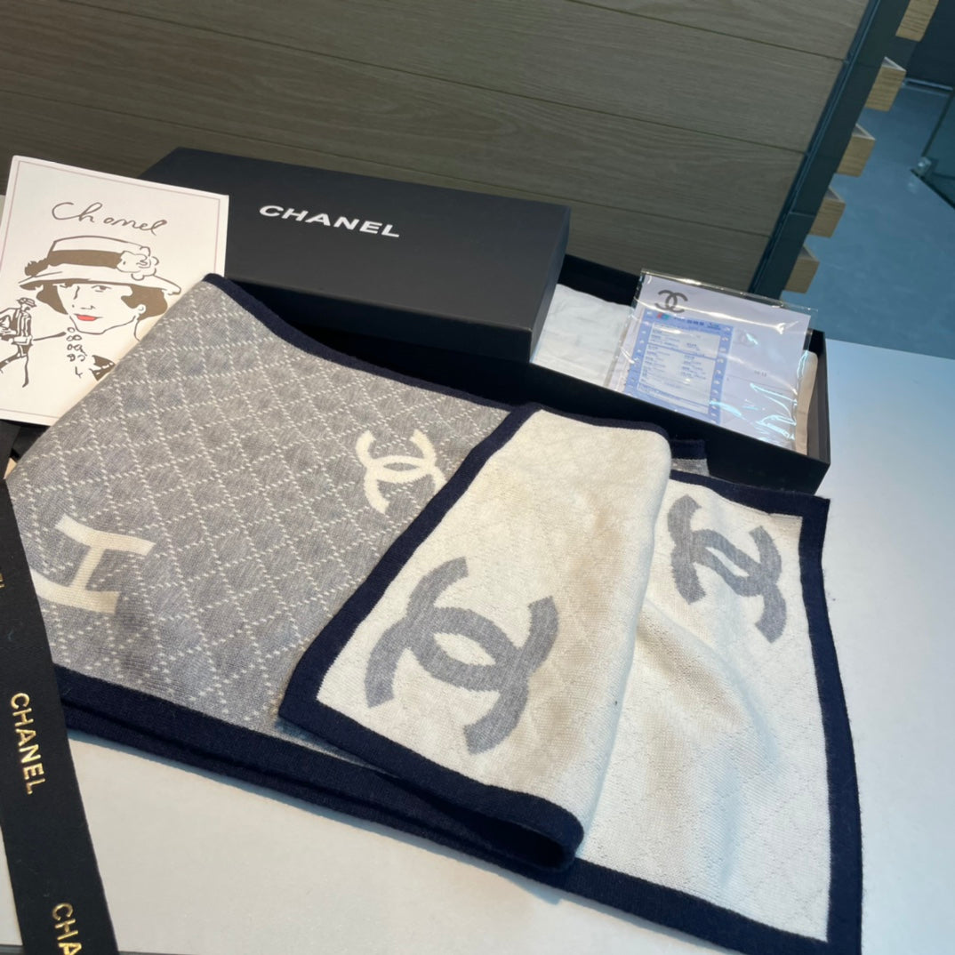 CHANEL SCARF 180 CM IN COLORFUL CASHMERE 402000