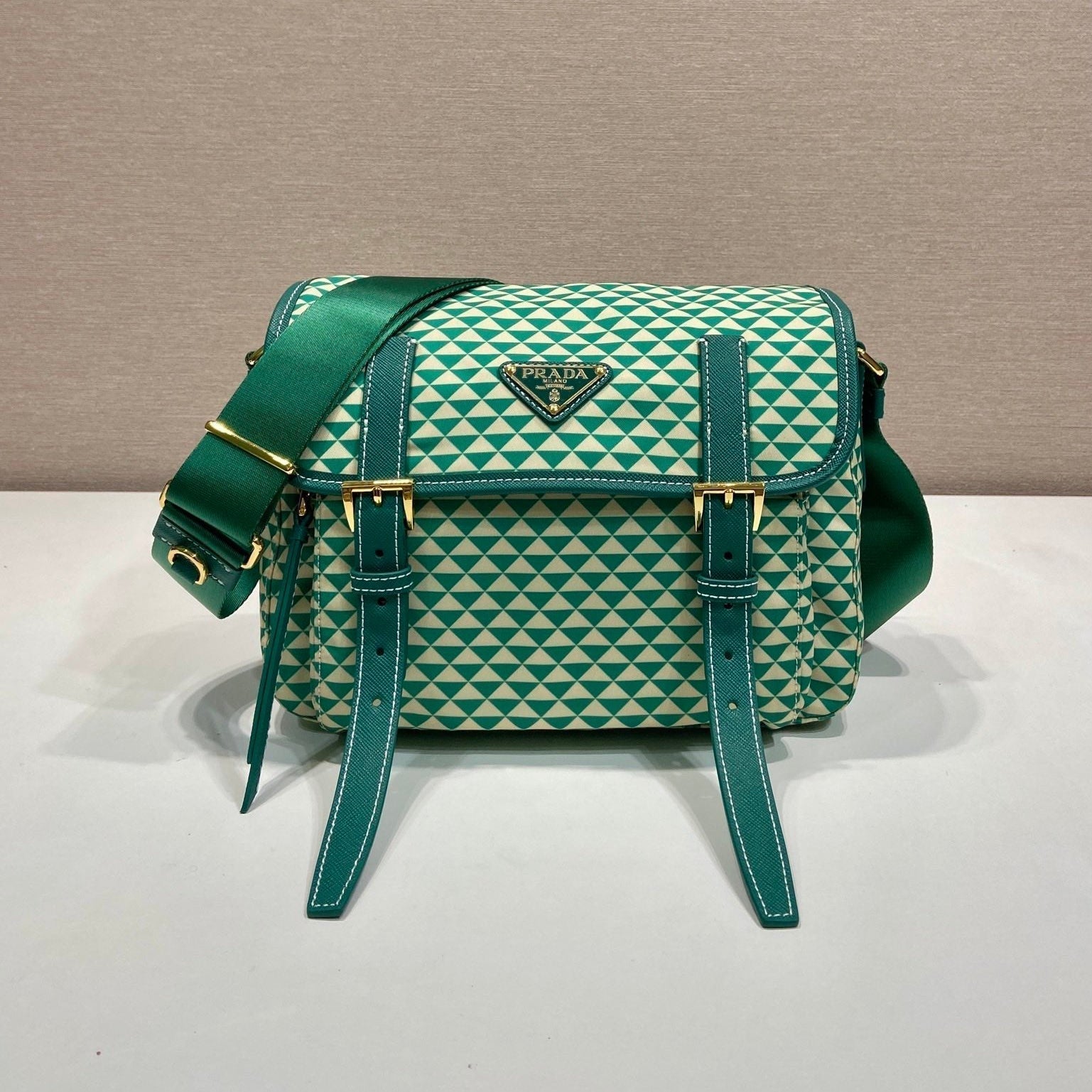 PRADA MESSENGER BAG 25 IN FOREST GREEN MIX CREAM TRIANGLE PATTERN EMBROIDERED FABRIC