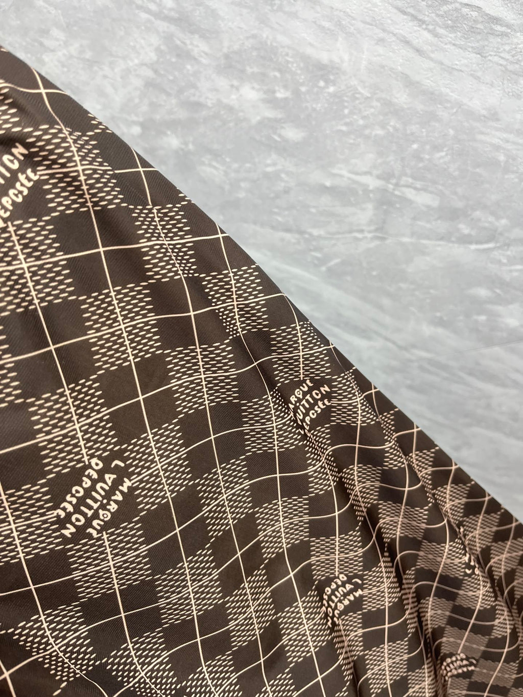 LOUIS VUITTON LV MEDIUM BROWN TROUSERS 239493
