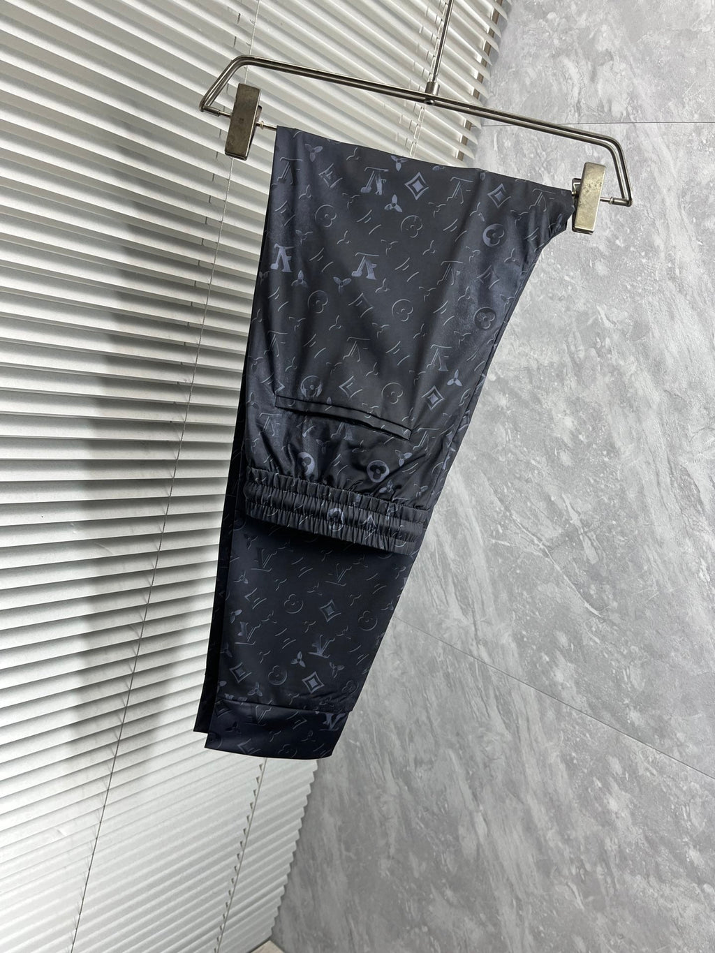 LOUIS VUITTON LV BLACK MONOGRAM TROUSERS 239492