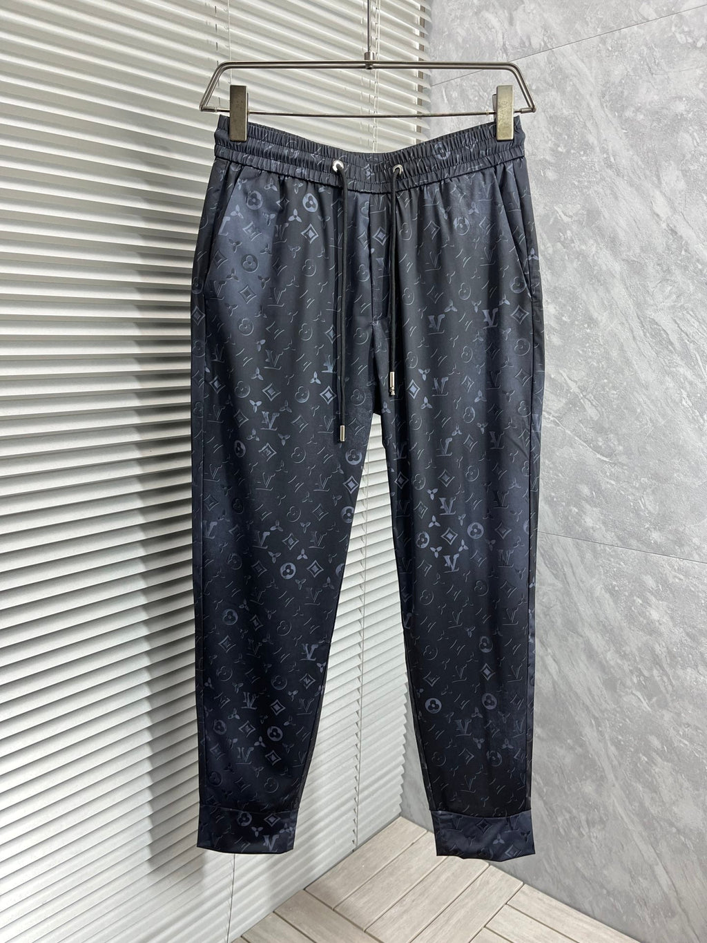 LOUIS VUITTON LV BLACK MONOGRAM TROUSERS 239492
