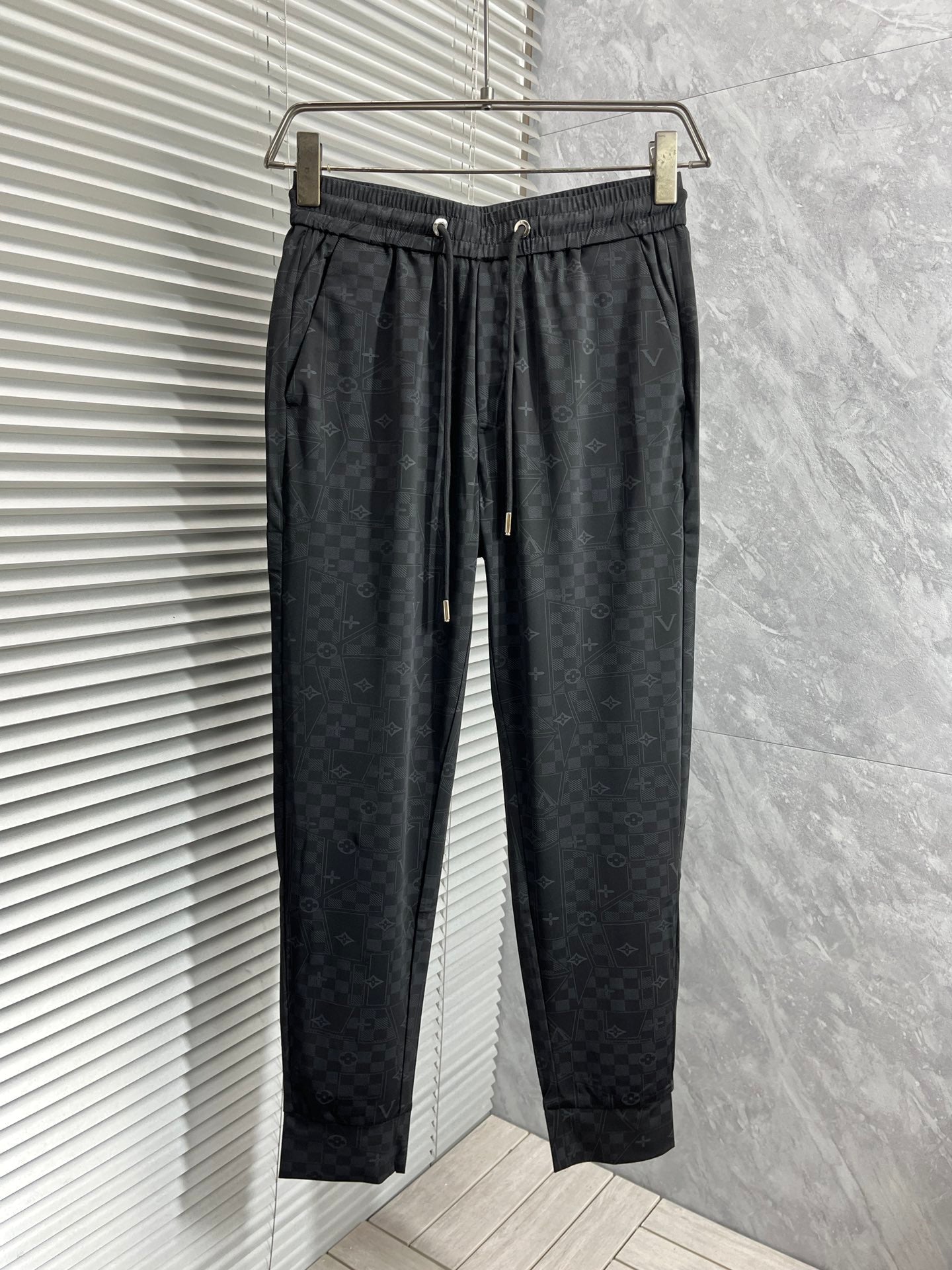LOUIS VUITTON LV BLACK MONOGRAM TROUSERS 239491