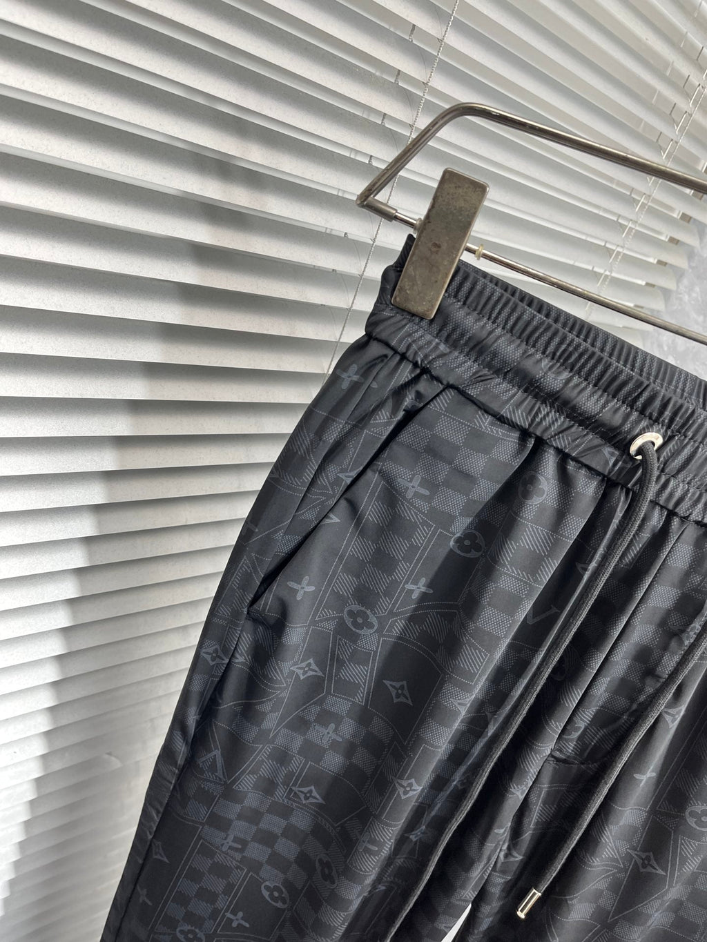 LOUIS VUITTON LV BLACK MONOGRAM TROUSERS 239491