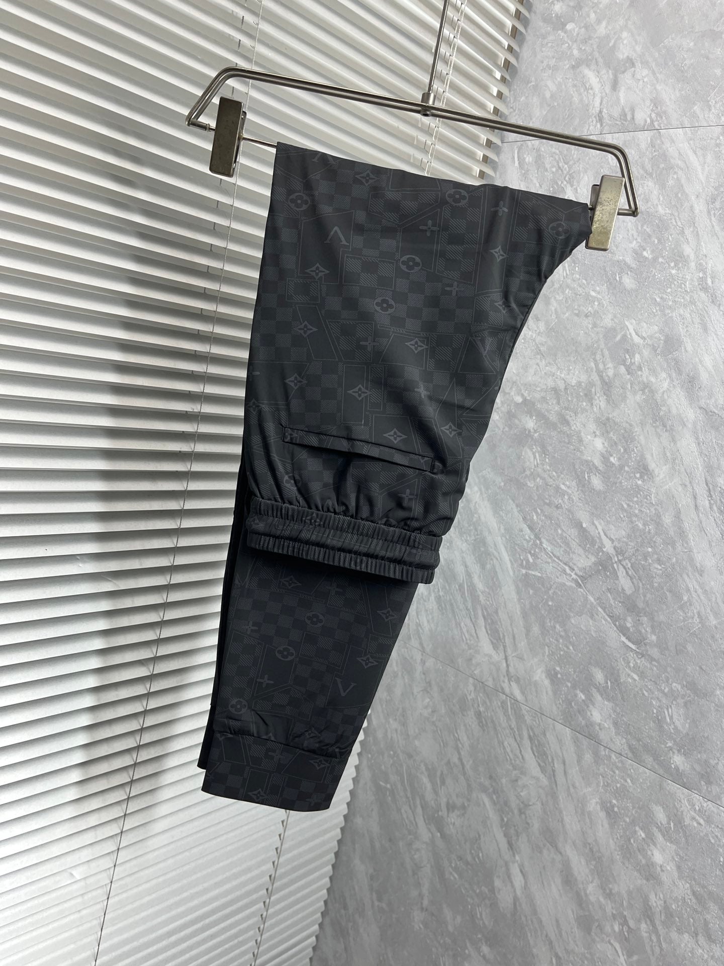 LOUIS VUITTON LV BLACK MONOGRAM TROUSERS 239491