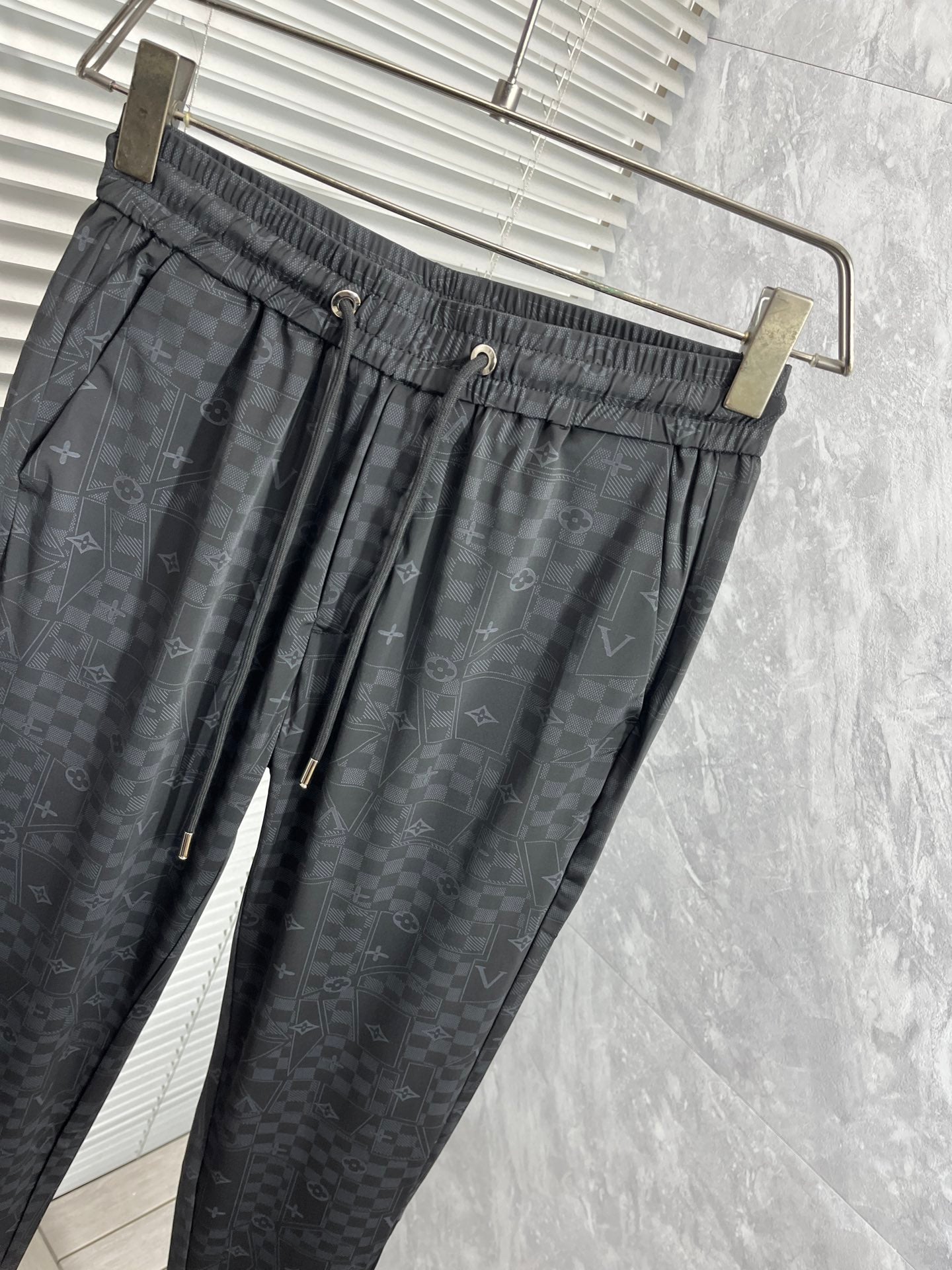 LOUIS VUITTON LV BLACK MONOGRAM TROUSERS 239491