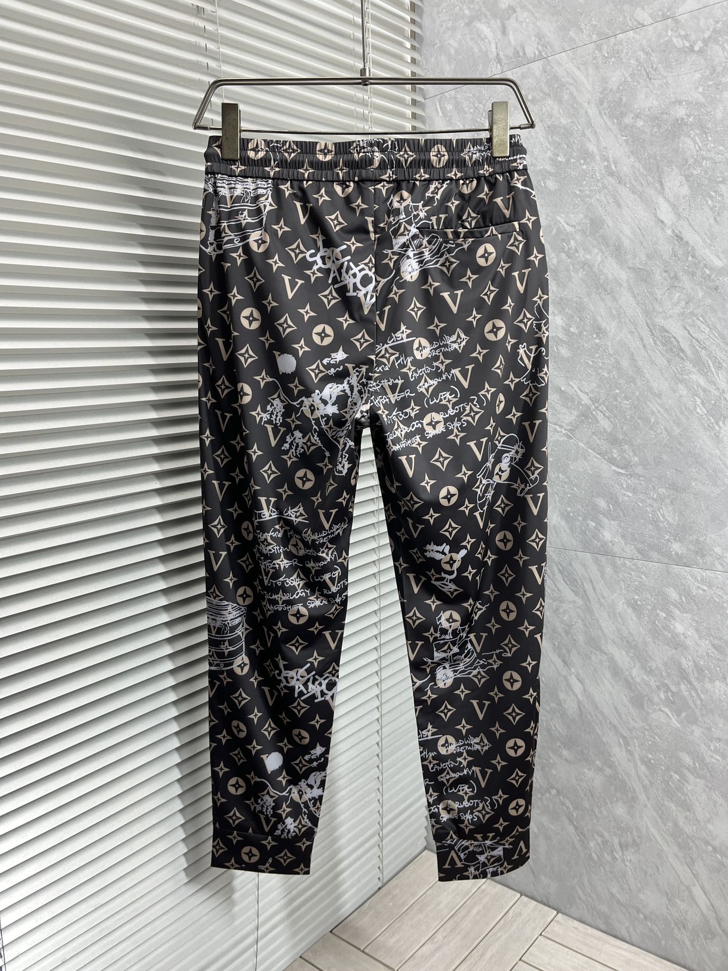 LOUIS VUITTON LV DARK BROWN MONOGRAM TROUSERS 239490