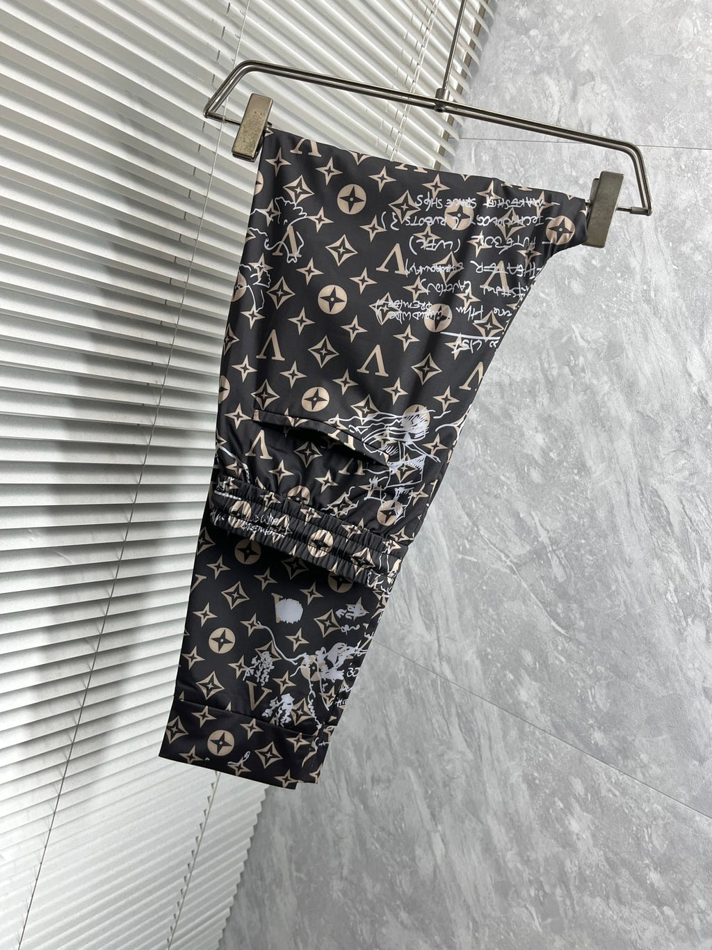 LOUIS VUITTON LV DARK BROWN MONOGRAM TROUSERS 239490