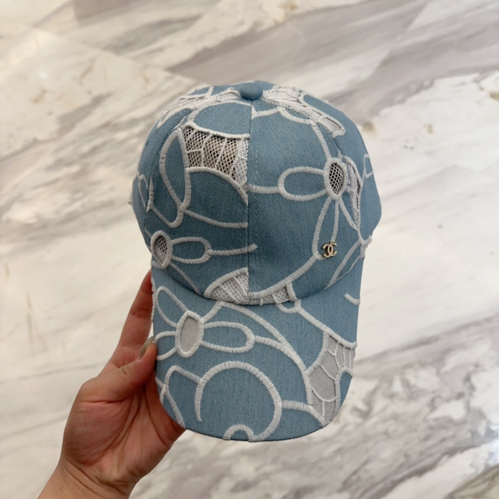 CHANEL LACE FLORAL BASEBALL HAT 672631