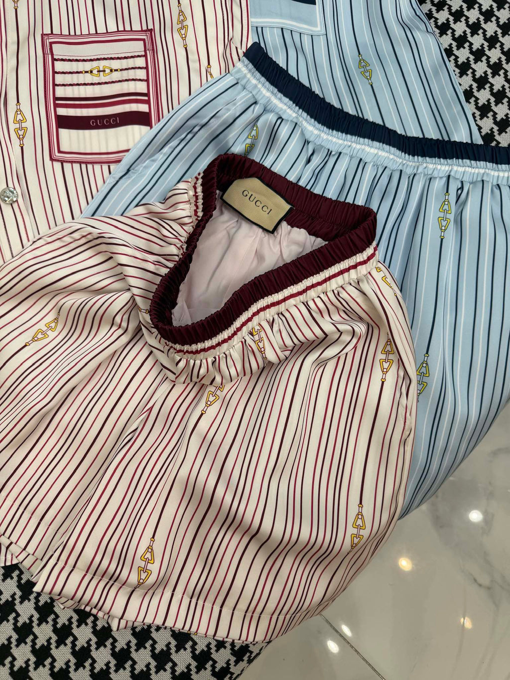 GUCCI GUCC SHIRT JACKET AND SHORTS SET 25S IN ACETATE 266681