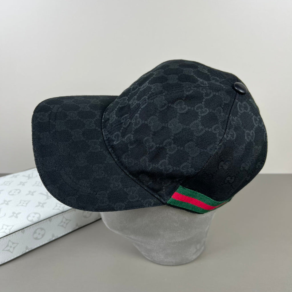 GUCCI BASEBALL CAP IN BLACK MONOGRAM CANVAS